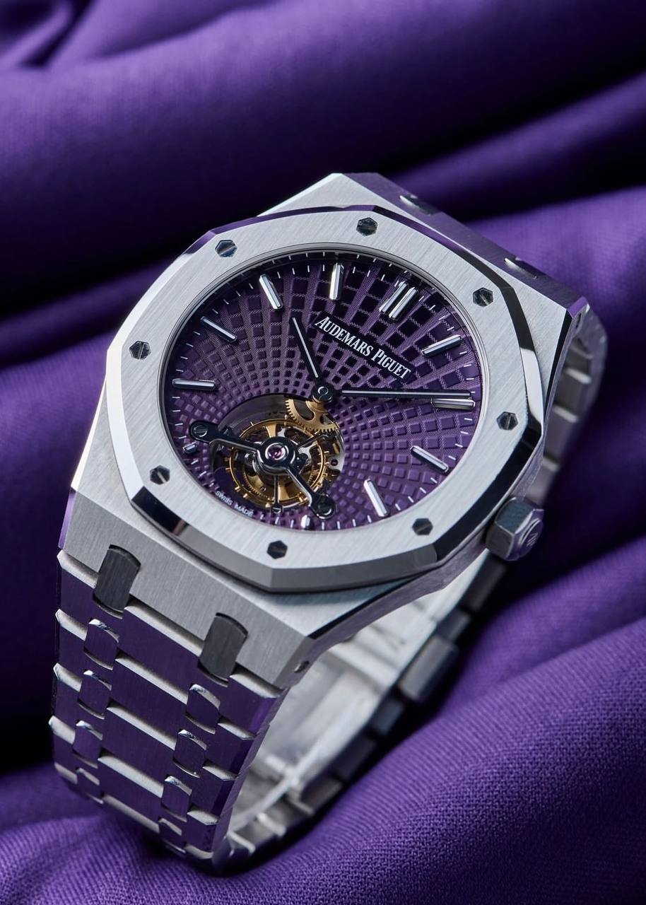 What Celebrities Actually Pay for Their Watches (Hint: It's Not Retail) - Featured image